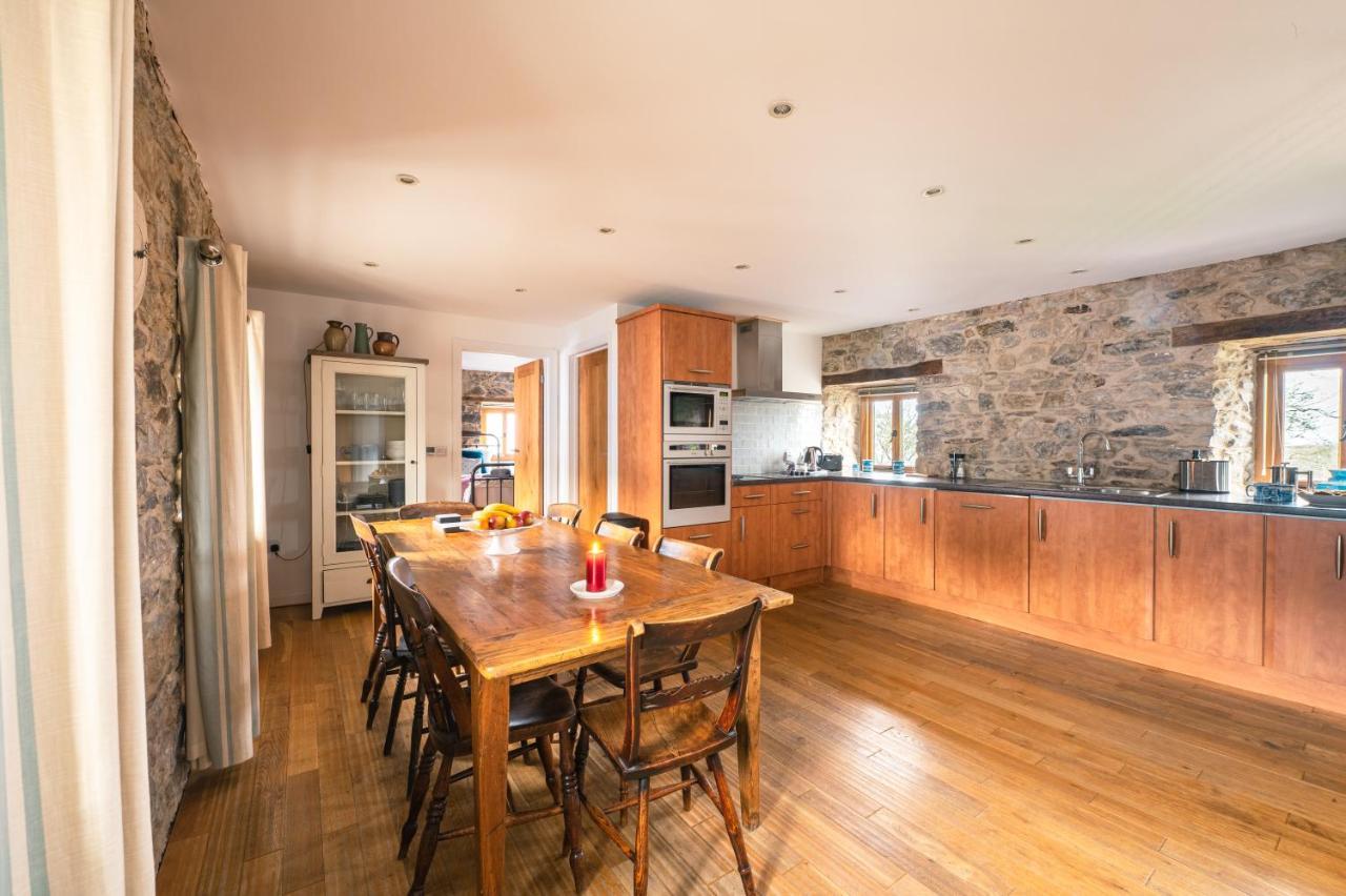 Stunning Converted Granary In Heart Of St Davids Εξωτερικό φωτογραφία